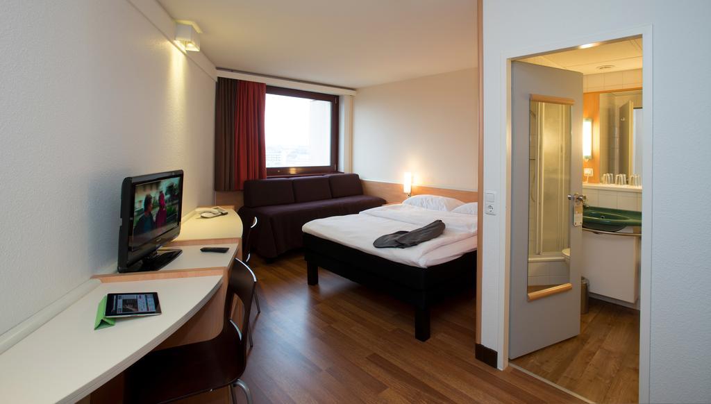 Ibis Wien Mariahilf Екстер'єр фото