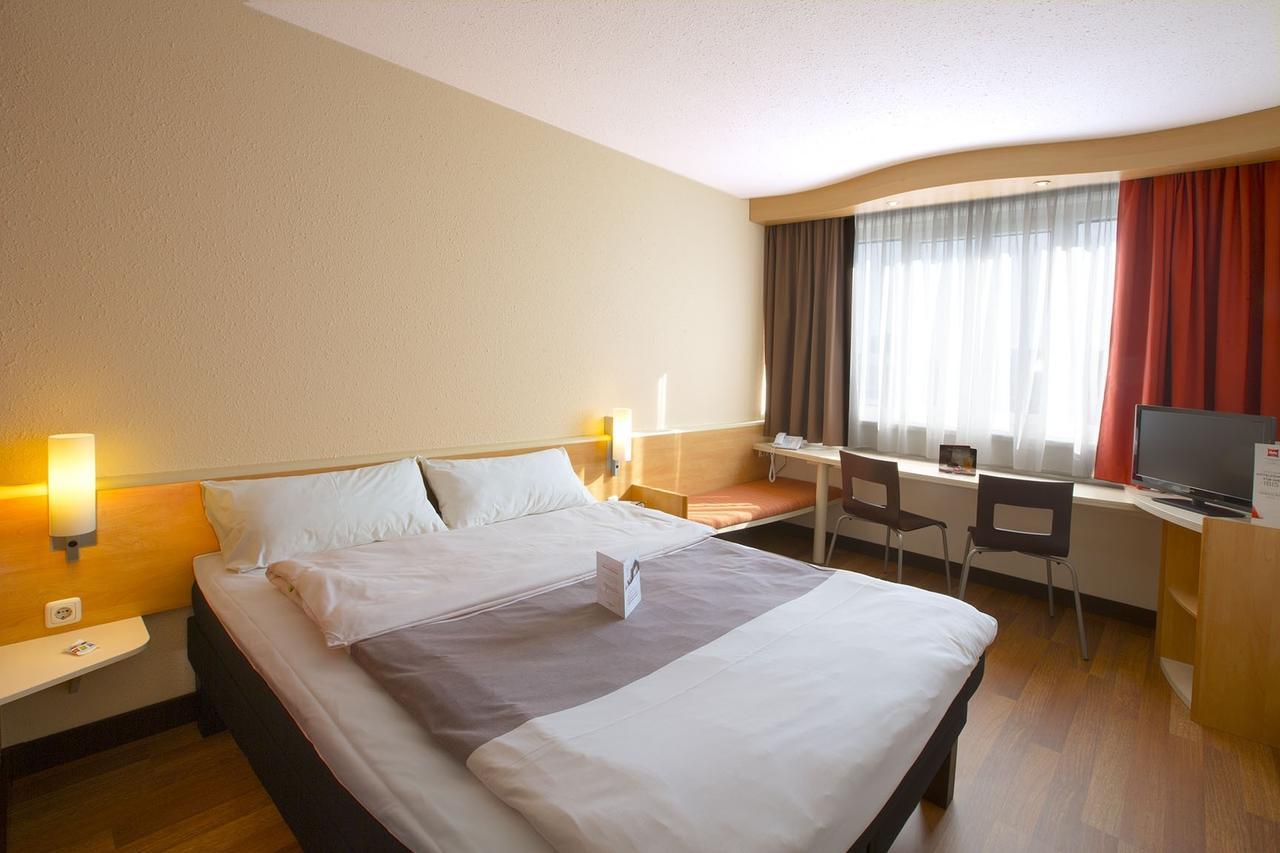 Ibis Wien Mariahilf Екстер'єр фото